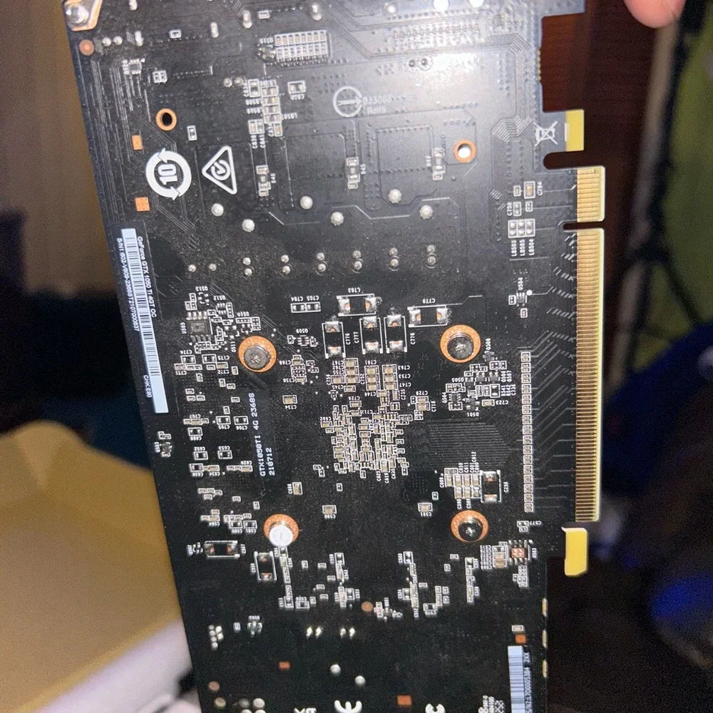 I’m selling my 1050 gpu with dual fans used only for 2 months